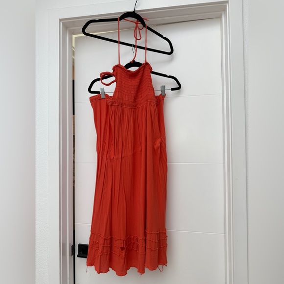 Amazon Red Boho Halter Maxi Dress Smocked Bodice Ruffle Hem Summer Chic Size M - Picture 4 of 11